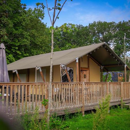 Vakantiepark Sallandshoeve Nieuw-Heeten ภายนอก รูปภาพ