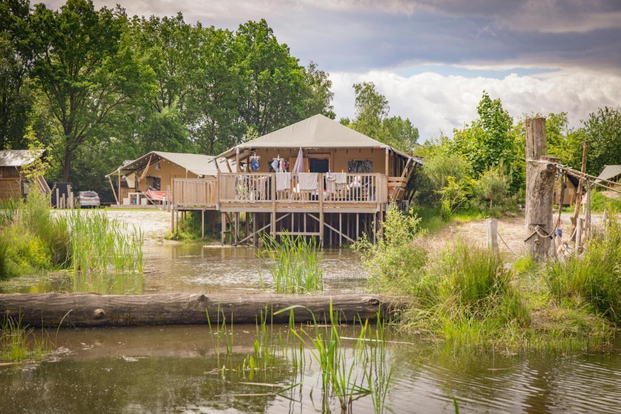 Vakantiepark Sallandshoeve Nieuw-Heeten ภายนอก รูปภาพ