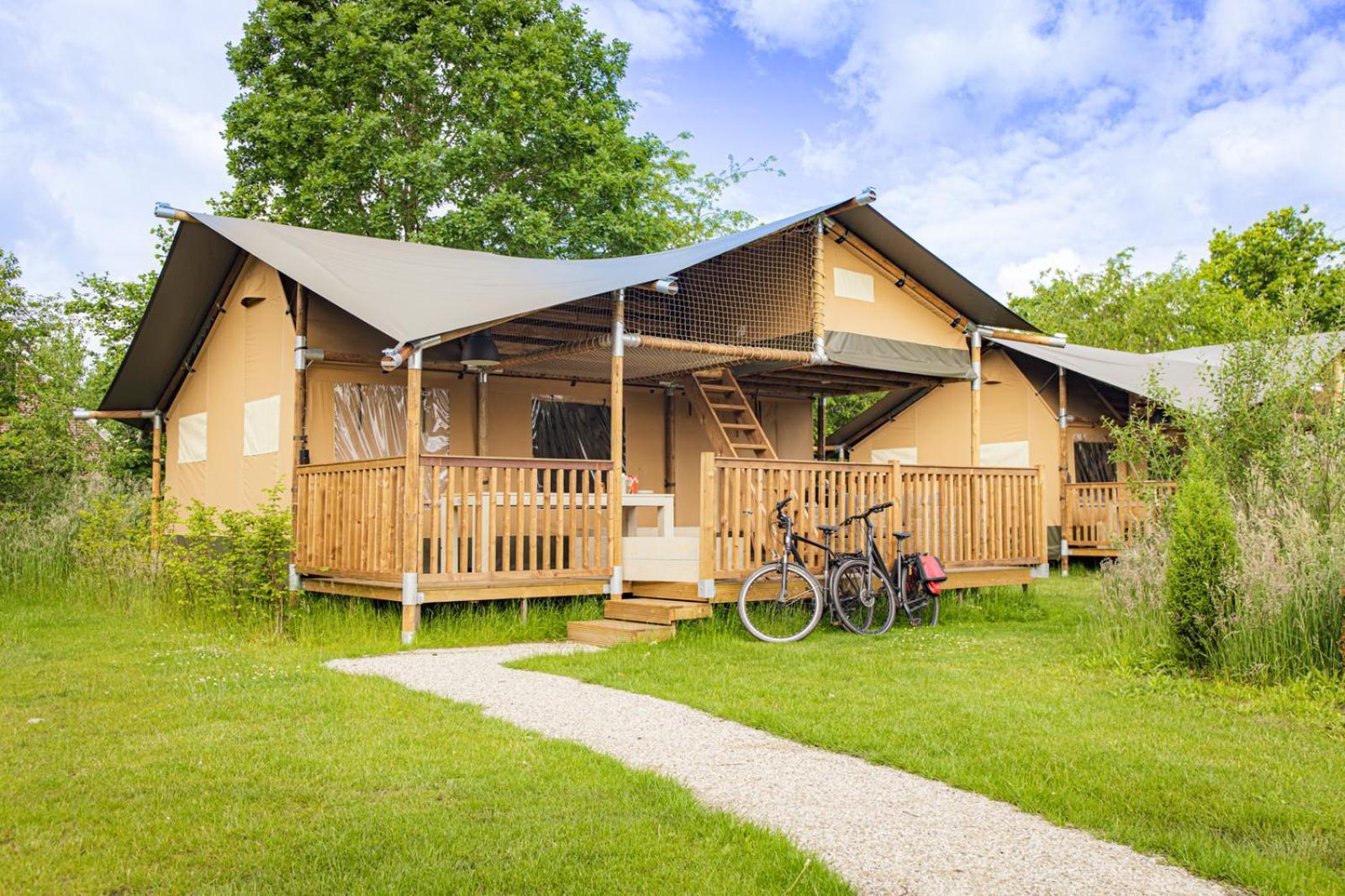 Vakantiepark Sallandshoeve Nieuw-Heeten ภายนอก รูปภาพ