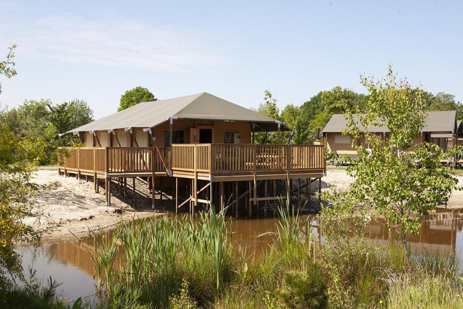 Vakantiepark Sallandshoeve Nieuw-Heeten ภายนอก รูปภาพ