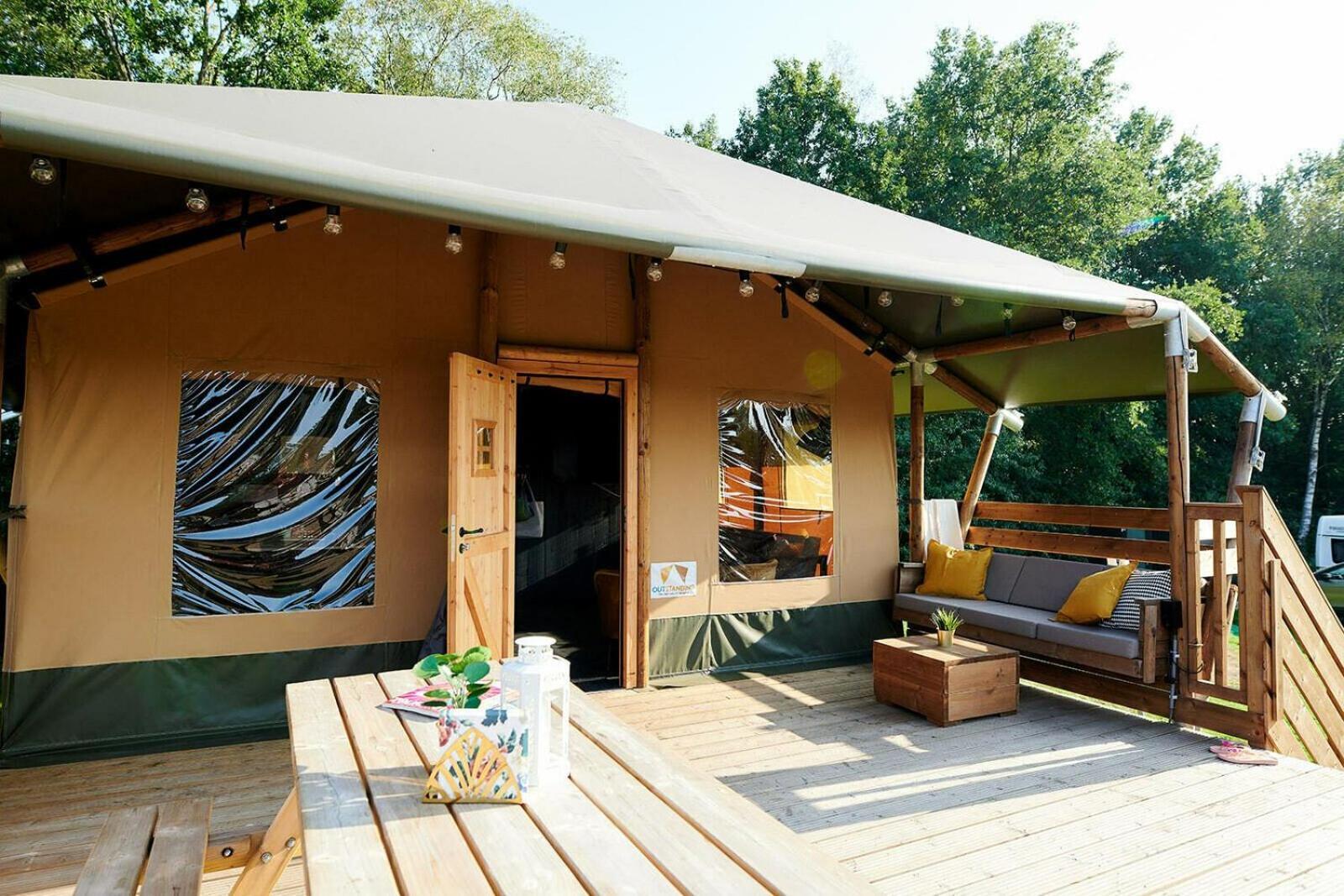Vakantiepark Sallandshoeve Nieuw-Heeten ภายนอก รูปภาพ