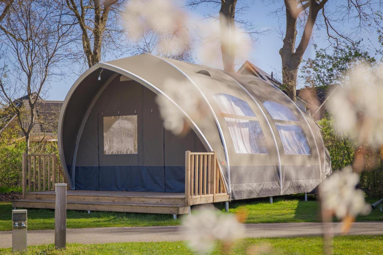 Vakantiepark Sallandshoeve Nieuw-Heeten ภายนอก รูปภาพ
