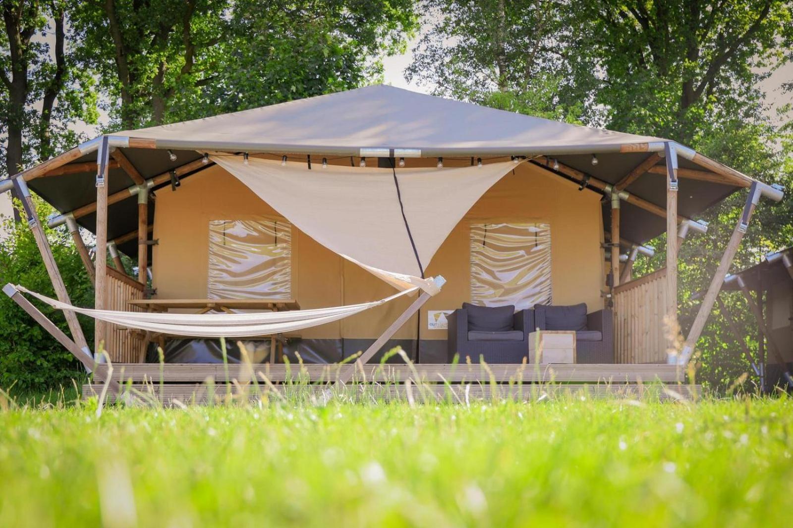 Vakantiepark Sallandshoeve Nieuw-Heeten ภายนอก รูปภาพ